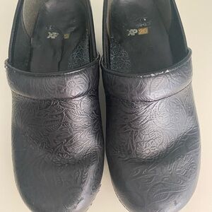 Dansko Black Embossed Mules